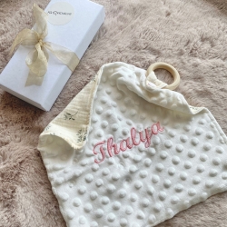 Doudou avec anneau de...